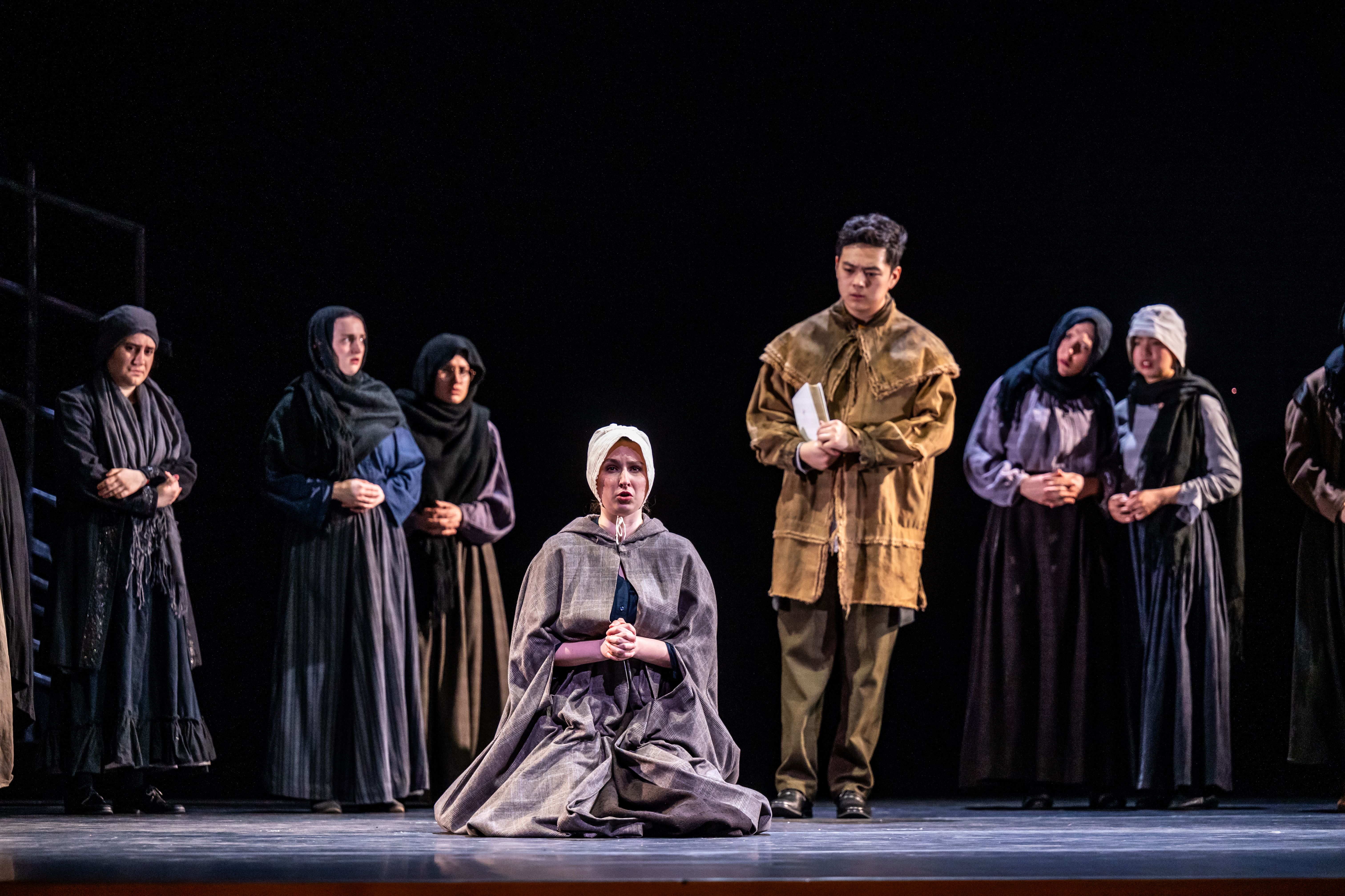 Dialogues Des Carmélites — L'Aumônier