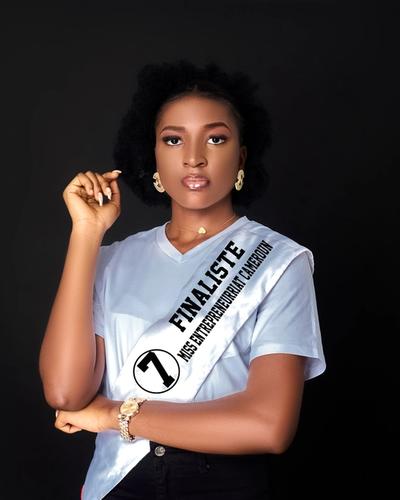 NANGA BAPECK MARIE  Raphaëlla