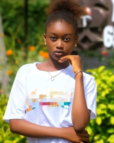 EMANE BITE E LOGHANE DIVINE