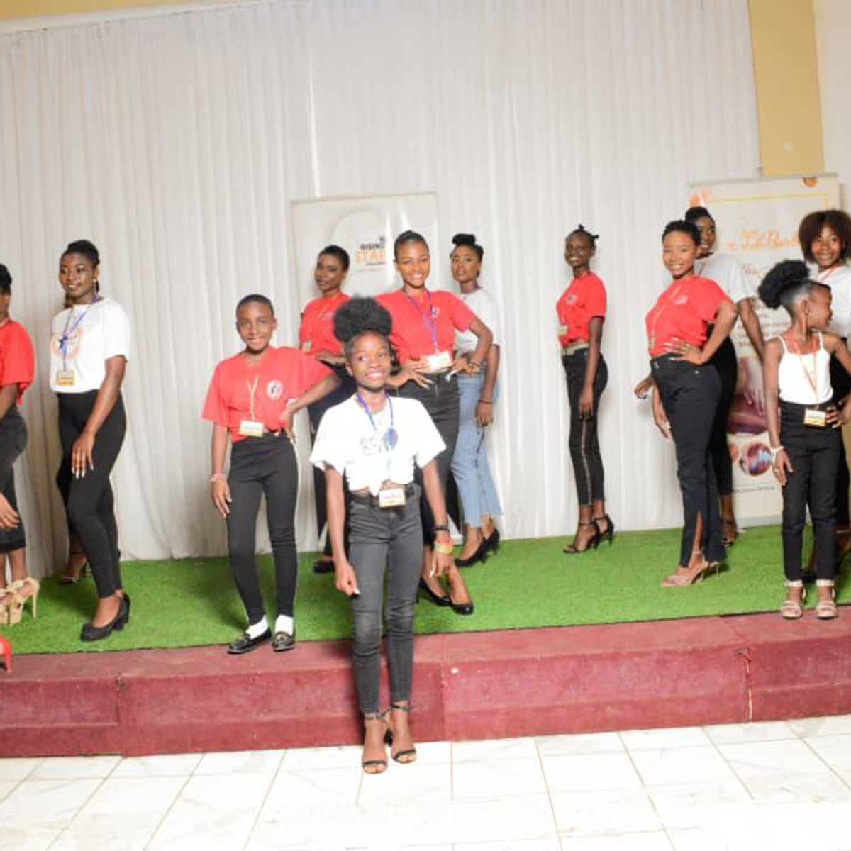 Les Miss Et les Mini Miss