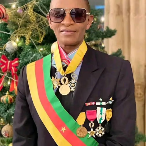 Honorable PUENE FRANÇOISE