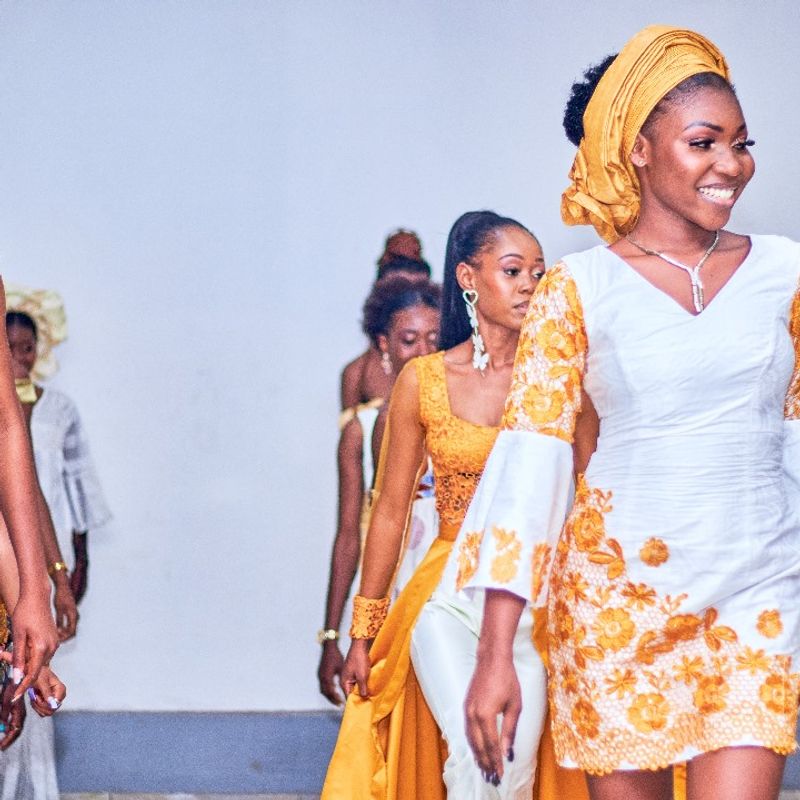 Des filles souriante