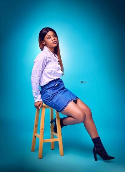 Mondé Christiane Nadia