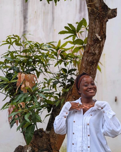 YOGO Gertrude Nicaise