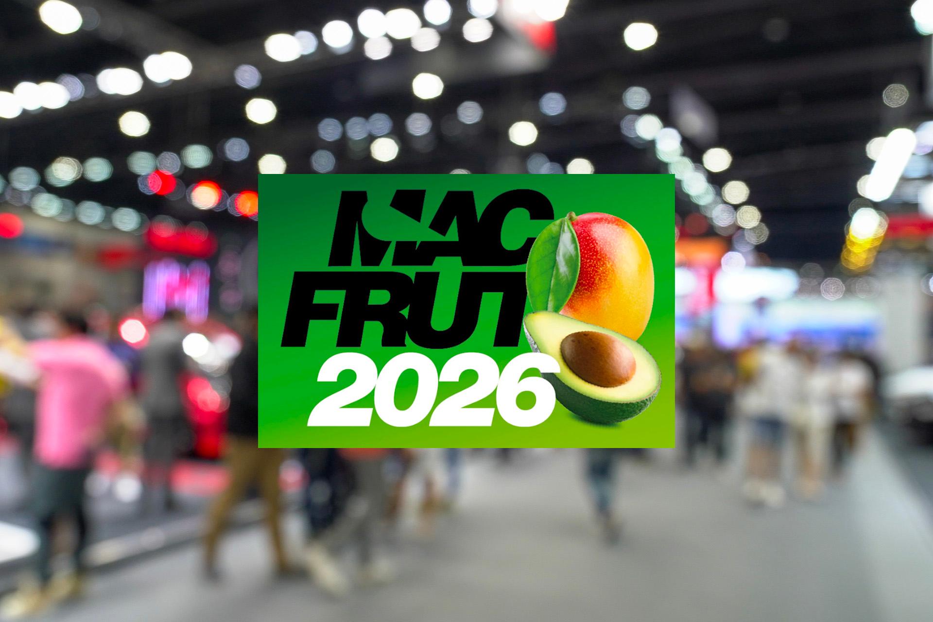 logo-mac-frut-2026-su-sfondo-sfocato-di-una-fiera-con-persone