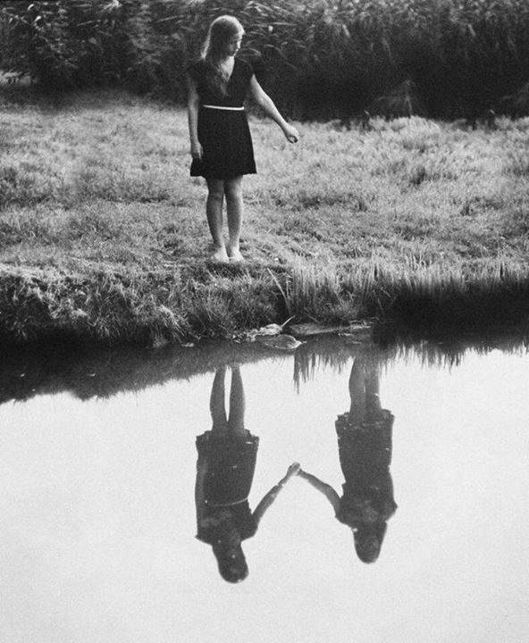 Threads of Memory: Forgotten Echoes