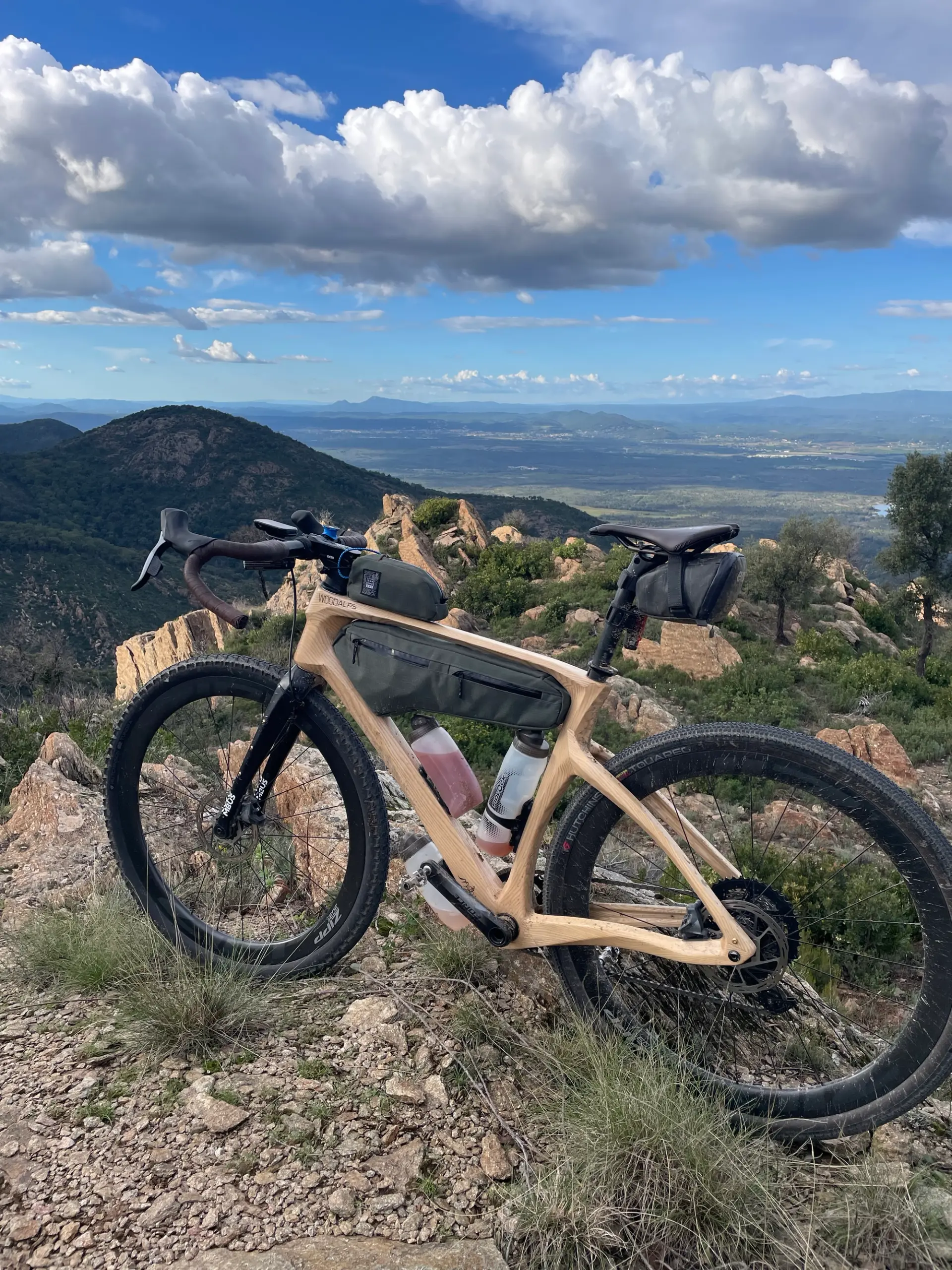 BRANCHY grave bike equipped for long distance race