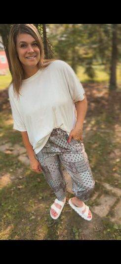 Angerella High-Waisted Wide-Leg Capri Pants