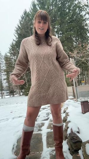 Such a cozy dress!
