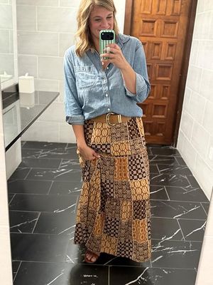 EARKOHA Bohemian Tiered Ruffle Maxi Skirt with Pockets