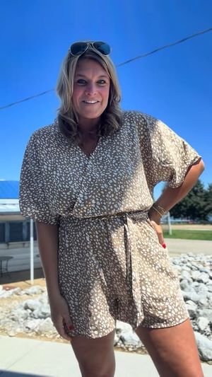 PRETTYGARDEN Women's V Neck Wrap Romper
