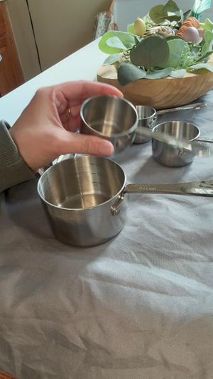 Simple, sturdy and goes with any kitchen decor