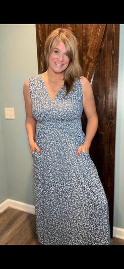 Bump friendly and so flattering!