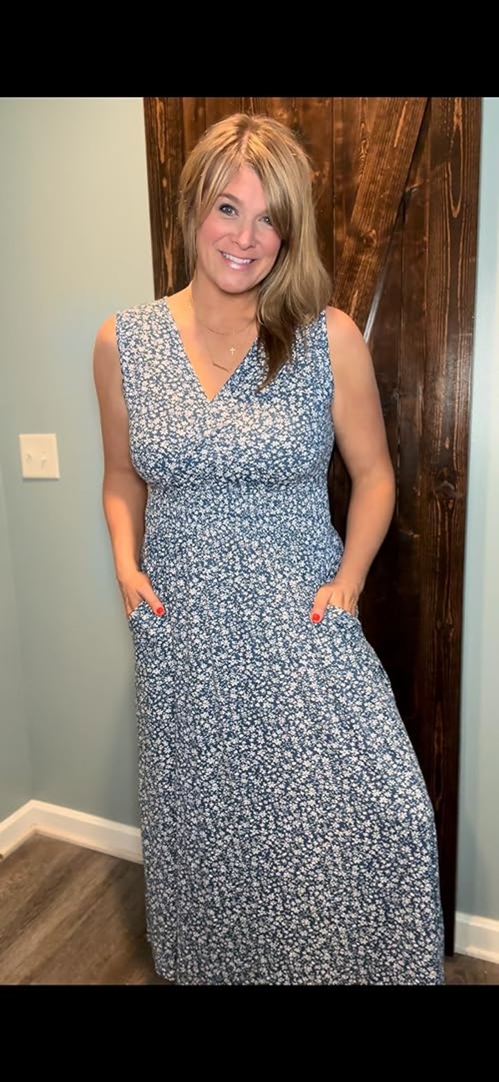 Bump friendly and so flattering!