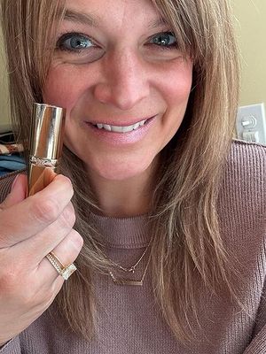 Great neutral lip color!