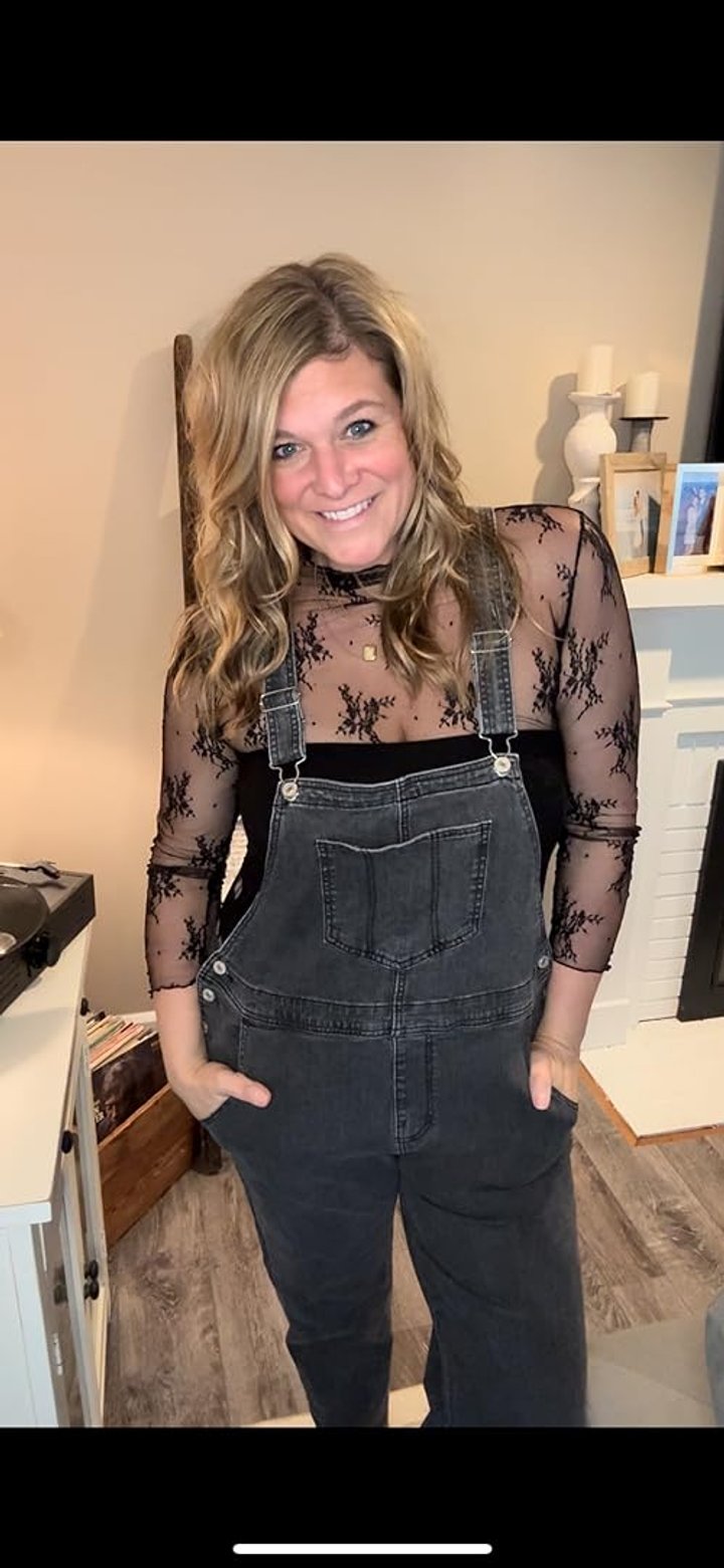 So many ways to wear this and so cute!!