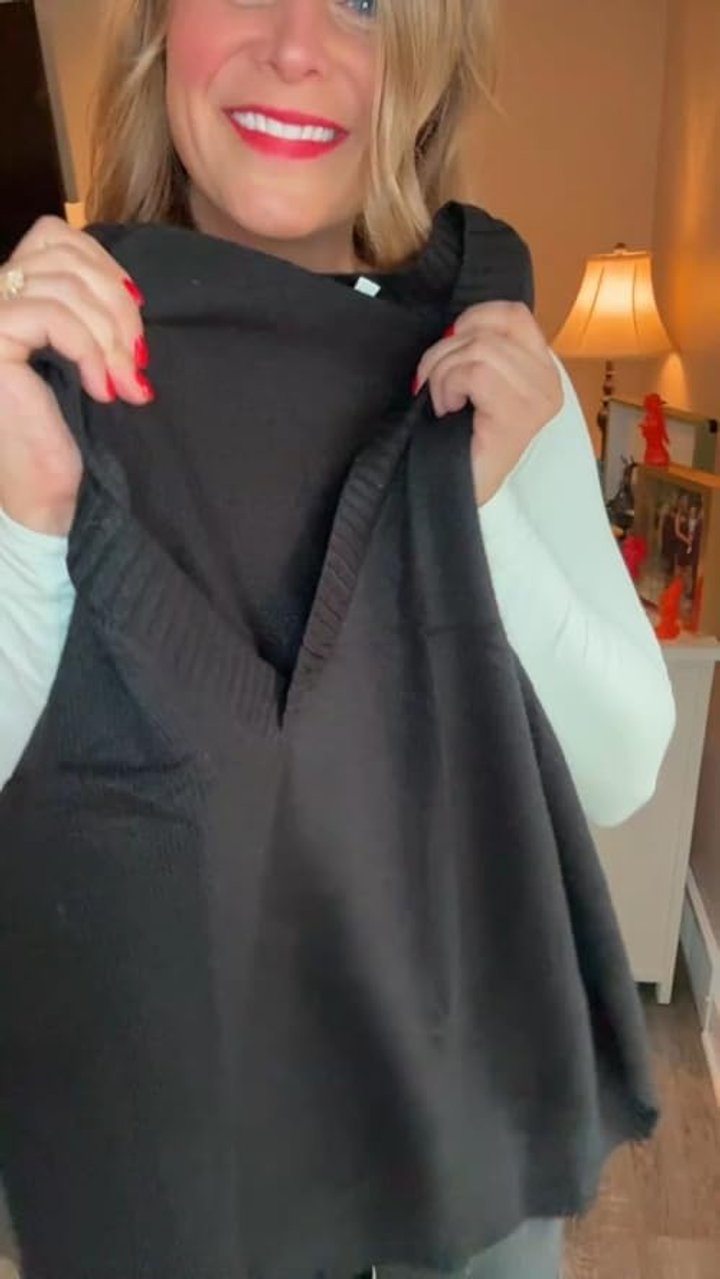 Vest that can be styled SO MANY WAYS!