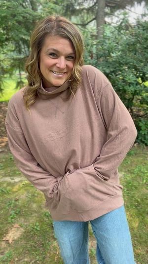 AUSELILY Women's Turtleneck Long Sleeve Sweatshirt