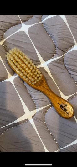 A solid brush Perfect for babys fine hair