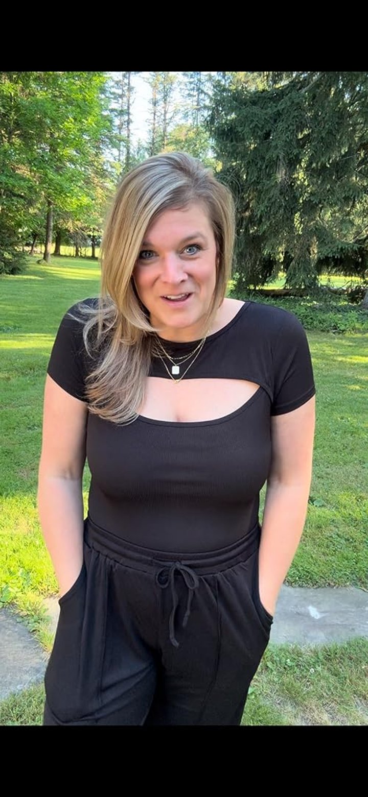 A two piece that is super comfy, sexy and versatile!