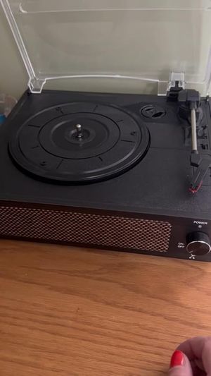 Easy to use and has nice sound!