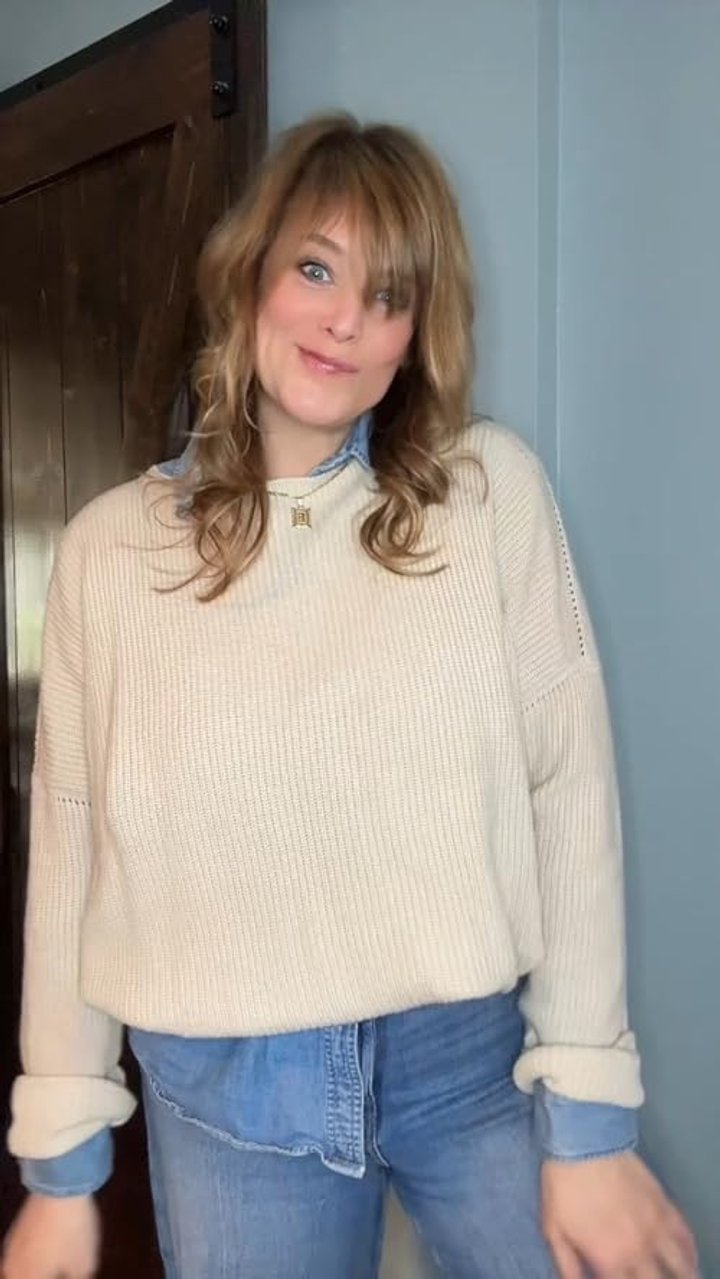 Why are we still tucking in to our bras??