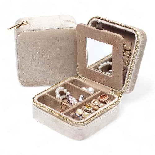 BLUTETE Travel Jewelry Box Organizer with Mirror, Champagne