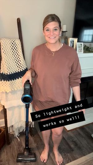 Tiny, but mighty, lightweight easy use vacuum