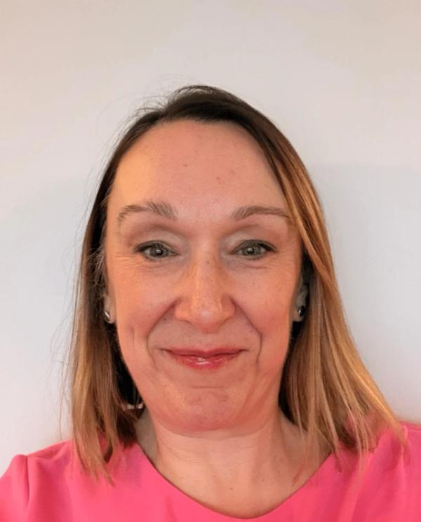 Portrait of Dr Claire Dickinson