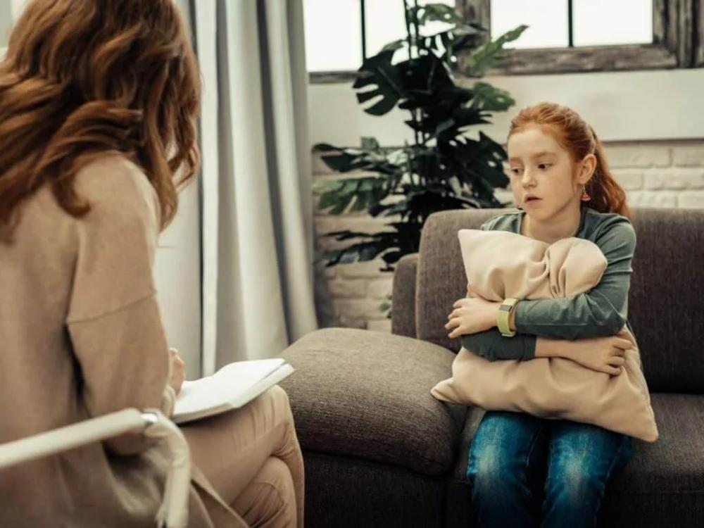 Young person in a child psychotherapy session