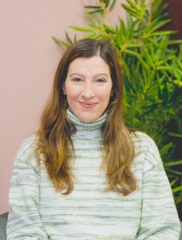 Portrait of Dr Sally Moore