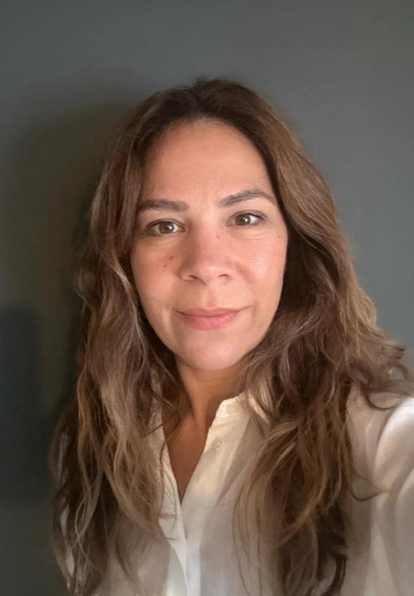 Dr Sara Sexton
