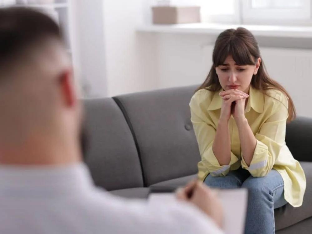 Individual therapy session at Select Psychology