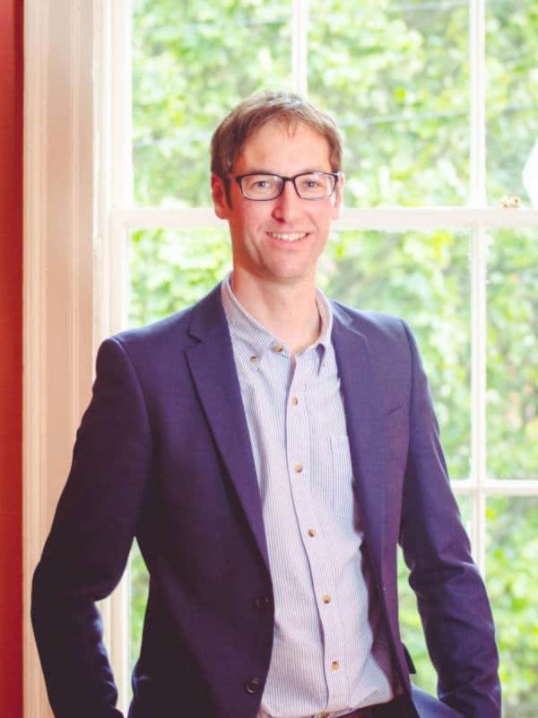 Portrait of Dr David Lowery
