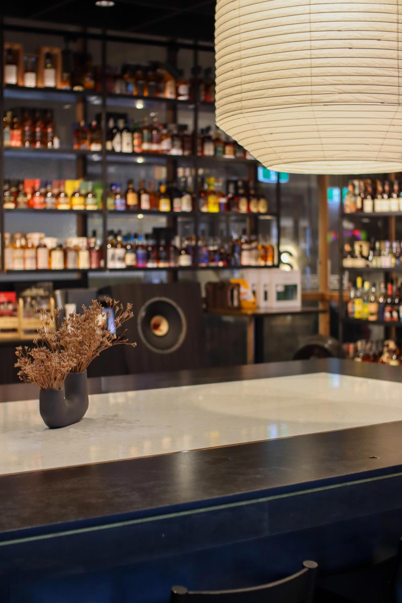 NEAT, Tasting Room & Bar