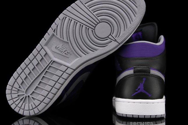 Nike Air Jordan Heel 1