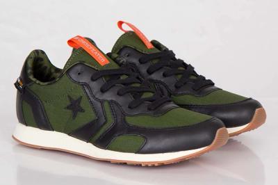 Undefeated Converse Auckland Racer Ox 5