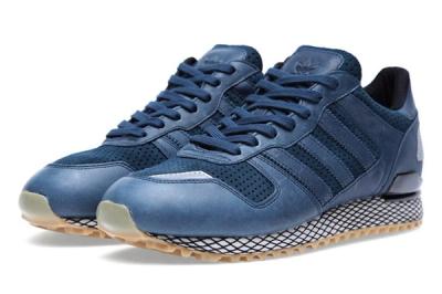 Adidas Originals Zx 700 Gum And Perf Pack Navy Pair Angle 1
