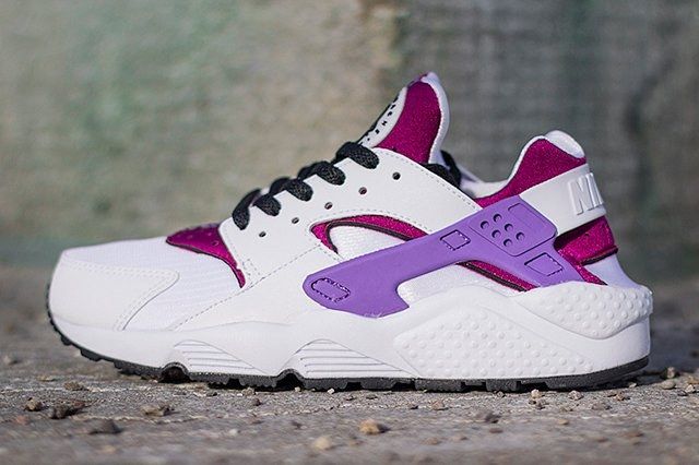 nike huarache pink and purple