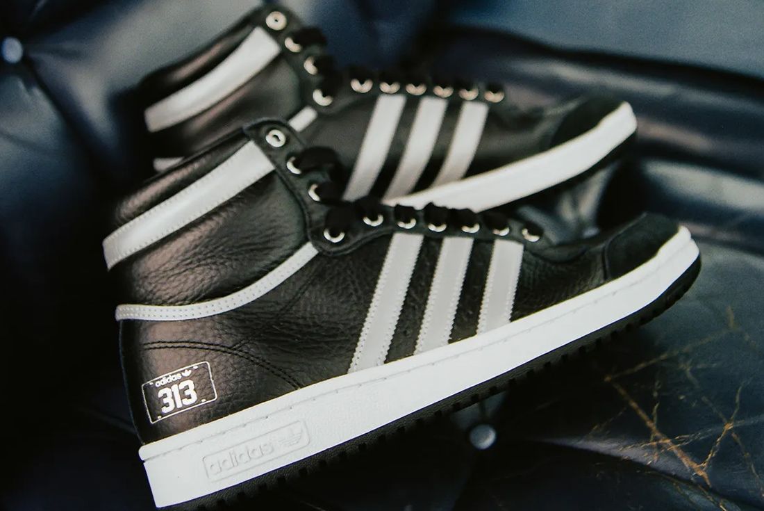 adidas gazelle silver green womens Adidas Women's Superstar Vintage 'Core Black/White' -Originally $120.0 –  Unheardof Brand main image 0