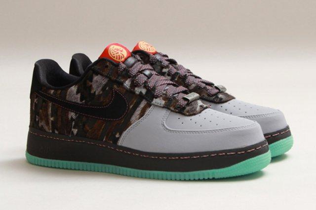 Nike Air Force 1 Yoth 4