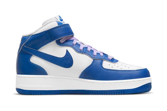 Nike Continue the ‘Kentucky’ Theme On This Air Force 1 Mid - Sneaker ...