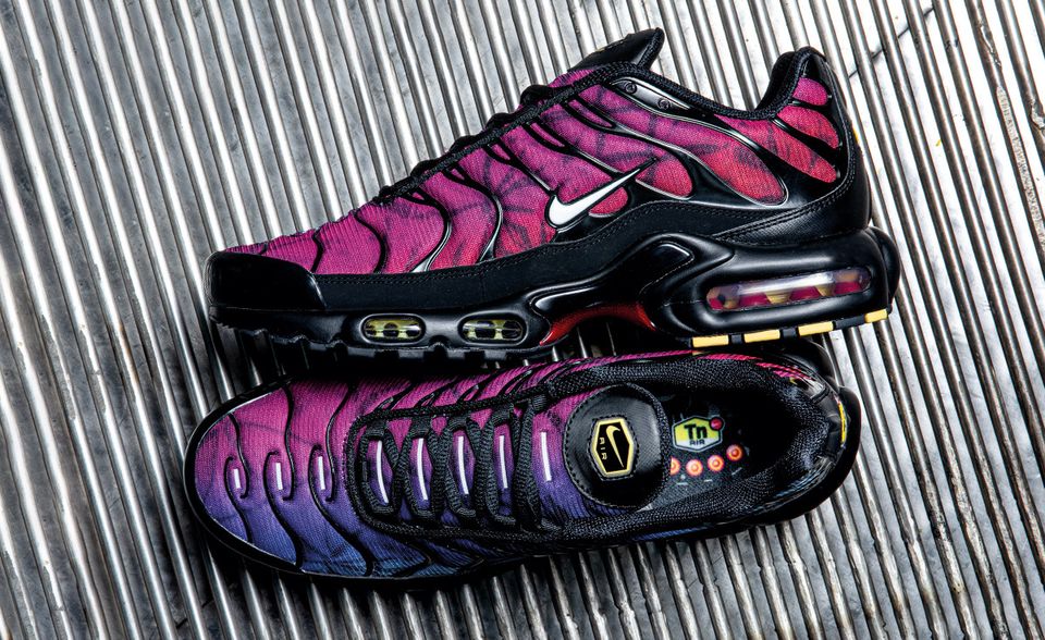 lady foot locker air max plus