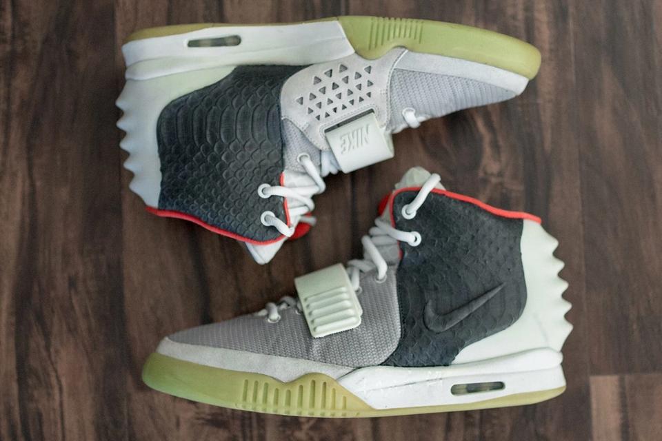 air yeezy 2 sample