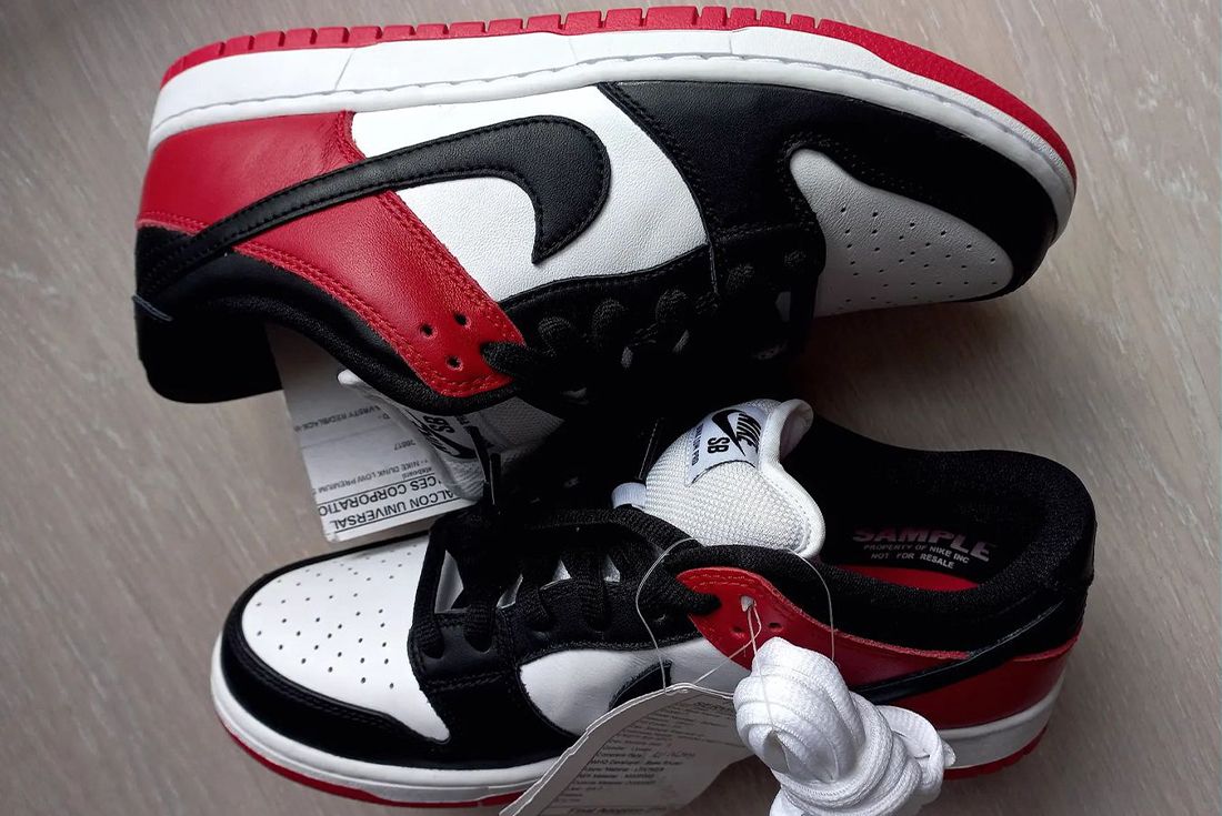 A nike sb dunk white black 'Black Toe' Nike SB Dunk Low Has Surfaced - Sneaker Freaker