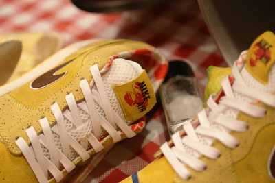Nike sb yellow lobster online