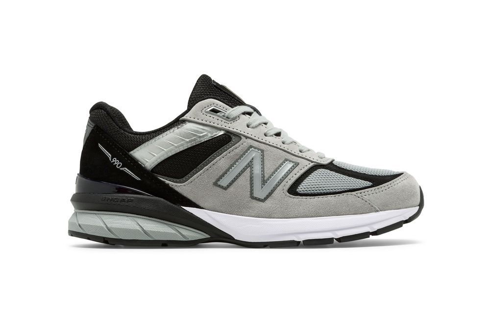 New Balance 990 Grey Right