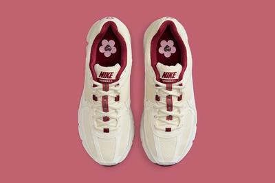 Nike Zoom Vomero 5 Valentines Day Cream Pink Womens Sneakers Footwear Shoes 