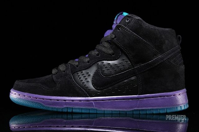 Nike SB Dunk High \"Black Grape\"　スニーカー Nike Dunk High SB Black Grape Review