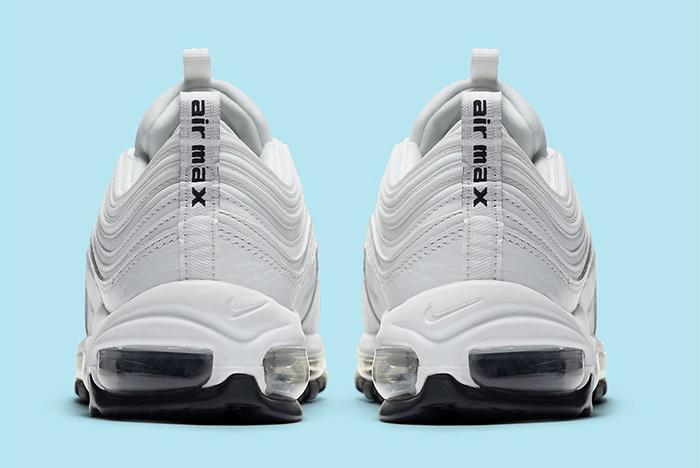 sneaker news